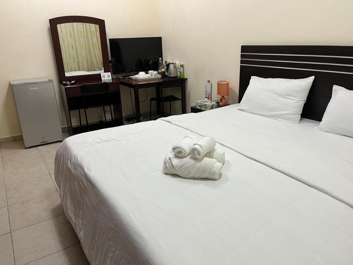 Master Room Attached Bathroom Dubai Exterior foto